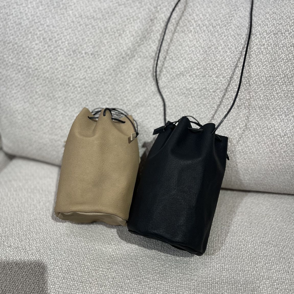 ソナーのレザーバッグをご紹介