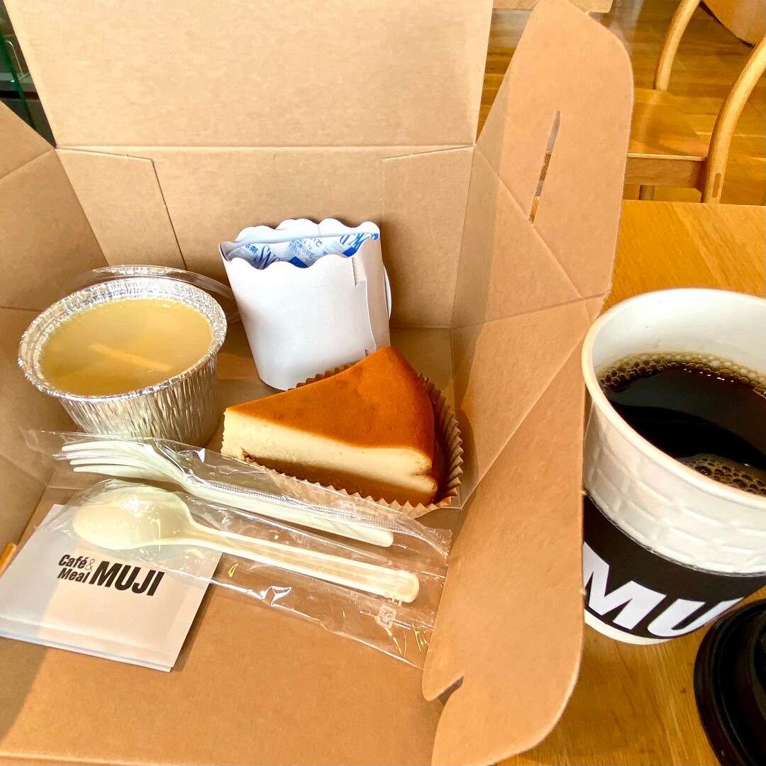 【Cafe'&Meal MUJI グランフロント大阪】プリン　チーズケーキ