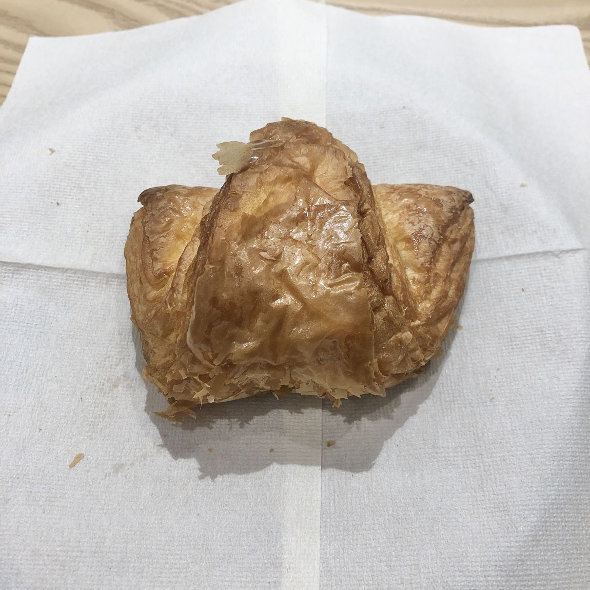 糖質10以下のパン　クロワッサンを並べて撮った写真