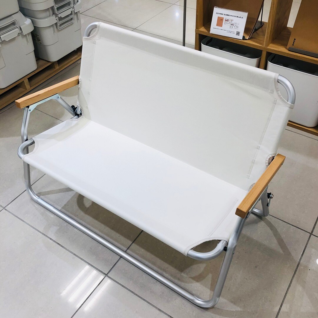 ベンチ