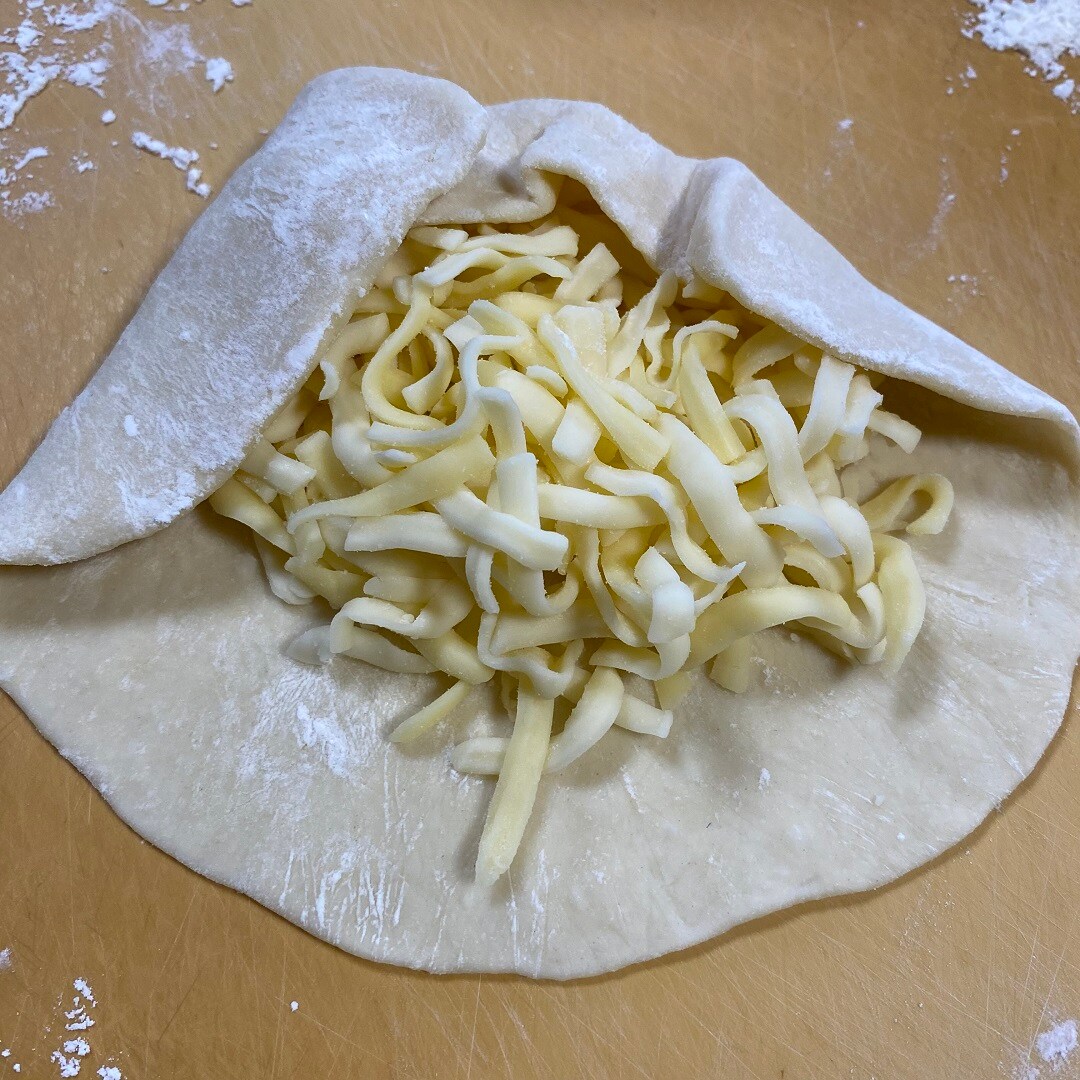 ナンの日にはナンとカレーを食べませんか？