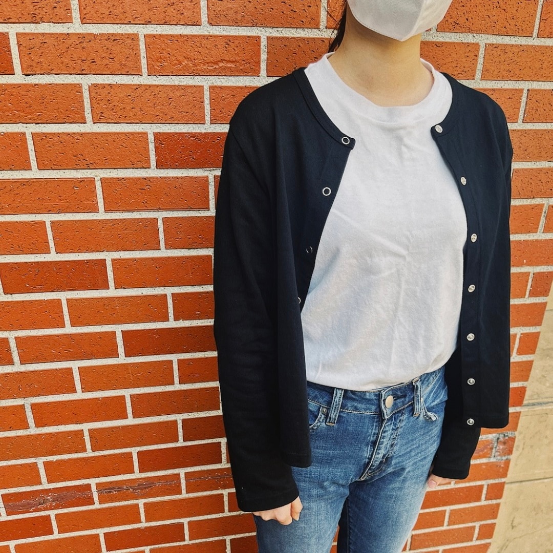 ３