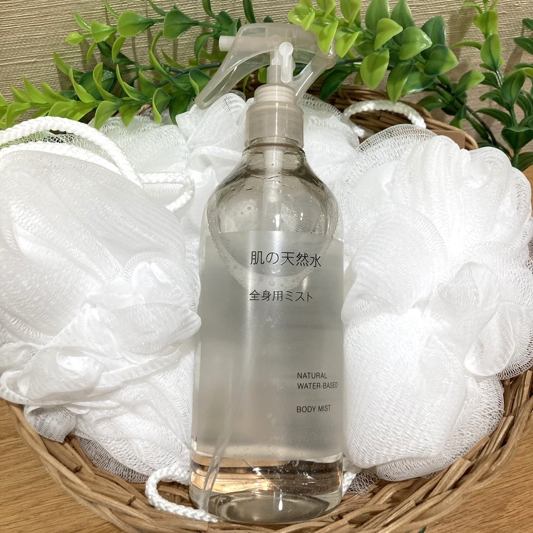 45375　リヴィンオズ　天然水