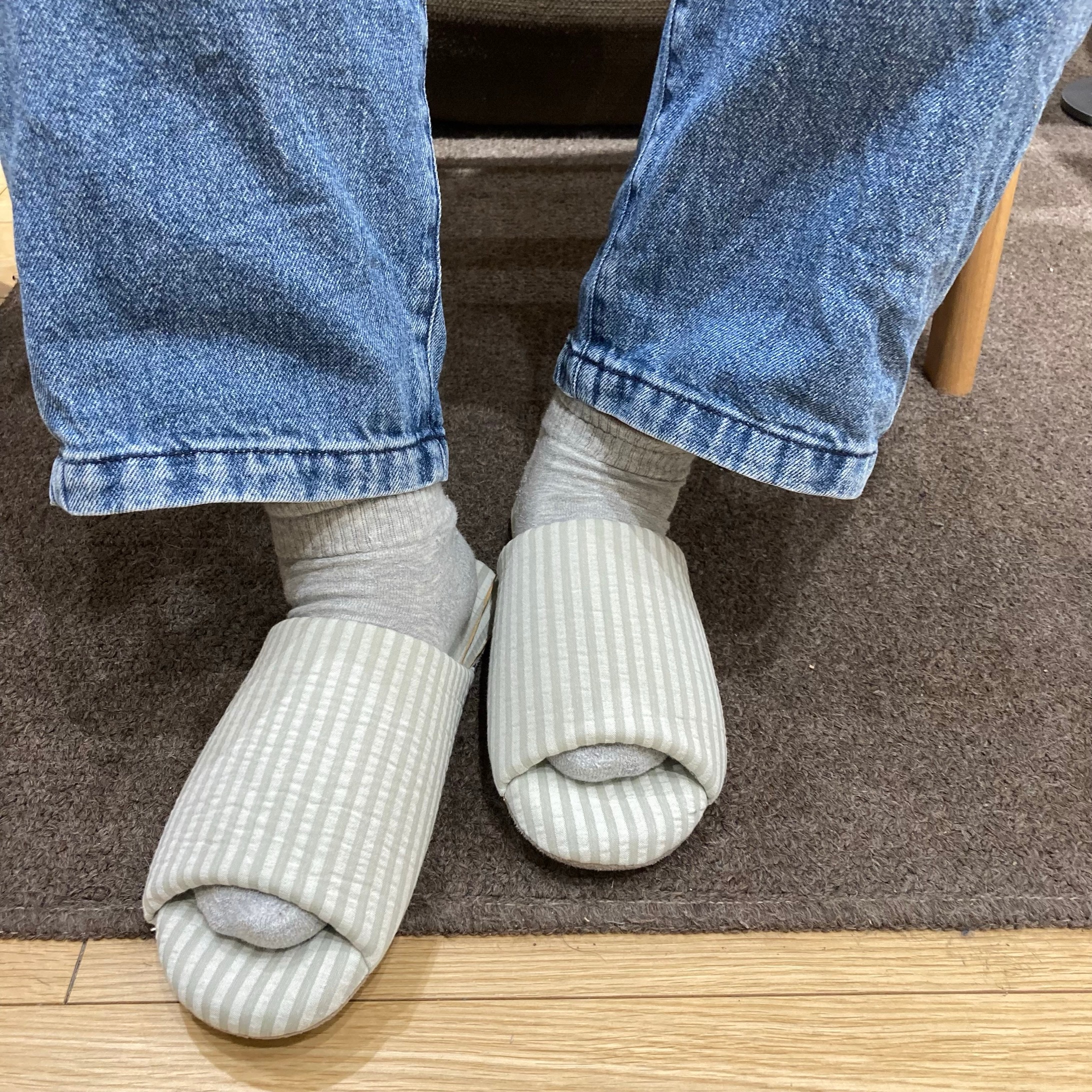 ブルーのお色味の画像（実際に着用）