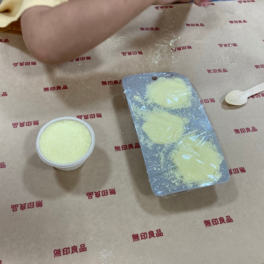 ワークショップ「手づくりバスボムをつくろう」を開催しました。