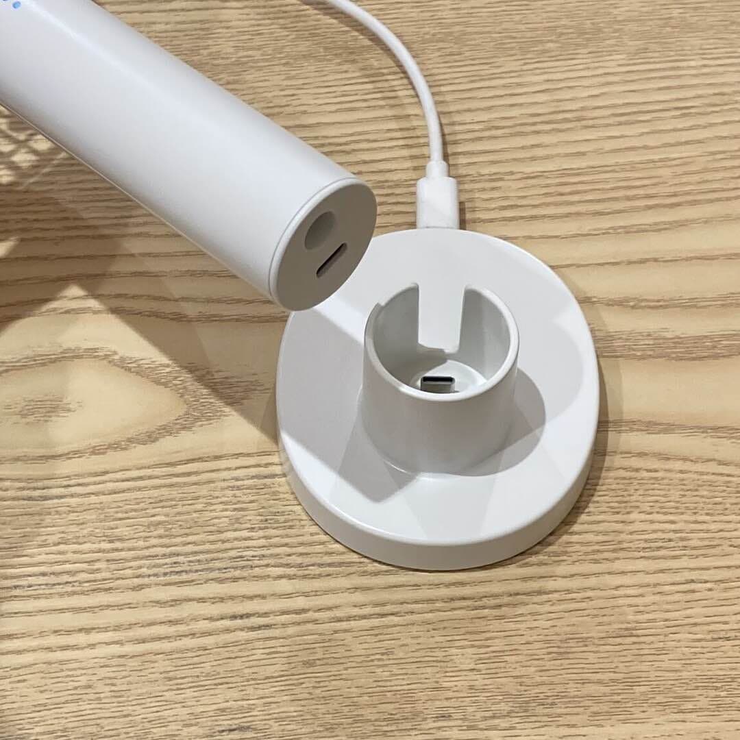 【ショッピングモールメルカ】角度が変えられる充電式ハンディファン｜スタッフおすすめ_V4wNym