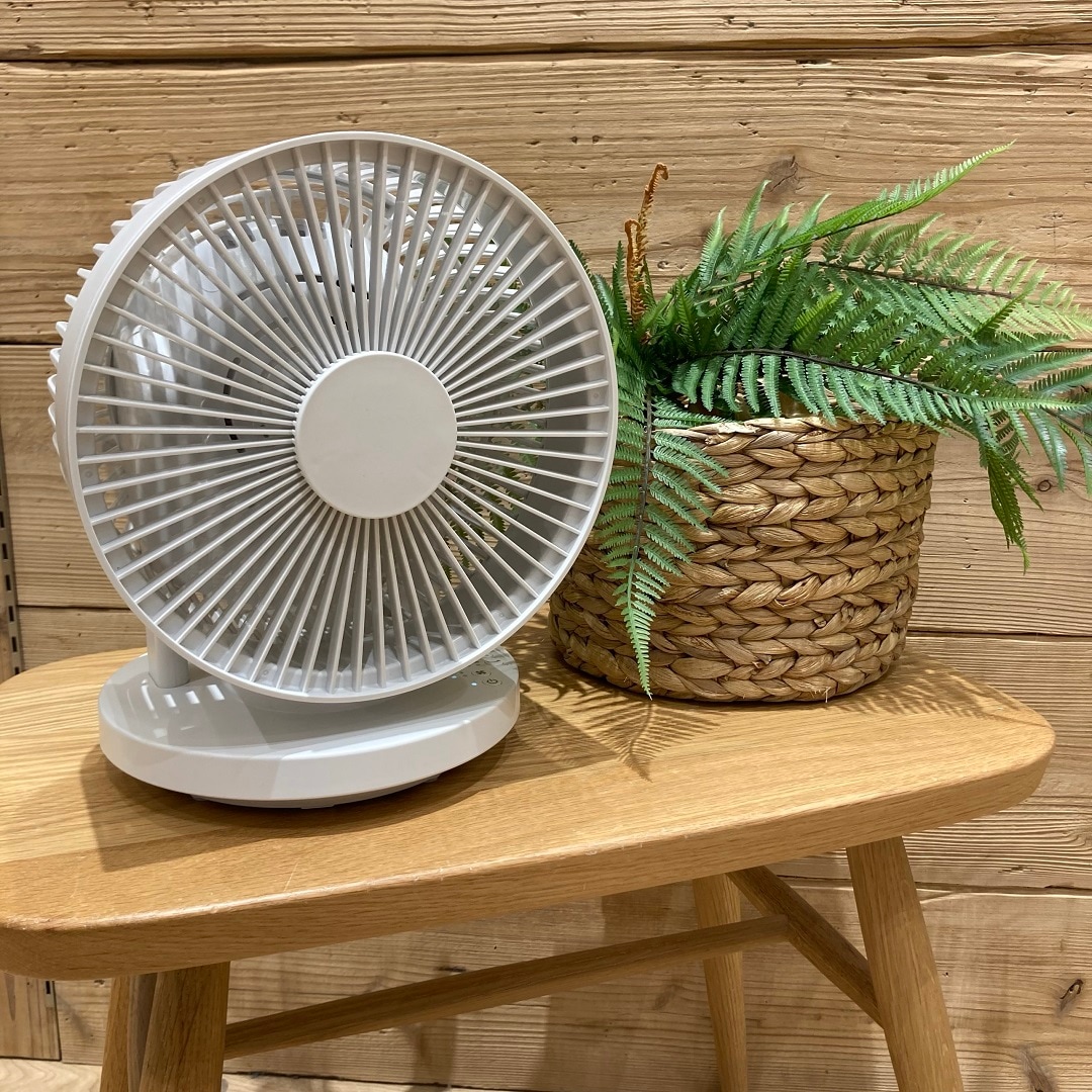 ¥4,990(6畳用)　¥6,990(18畳用)
