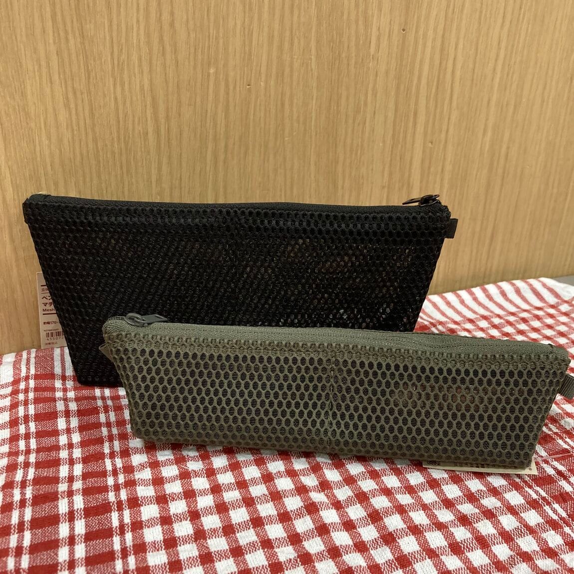 立体メッシュペンケースマチ付き２種類の画像