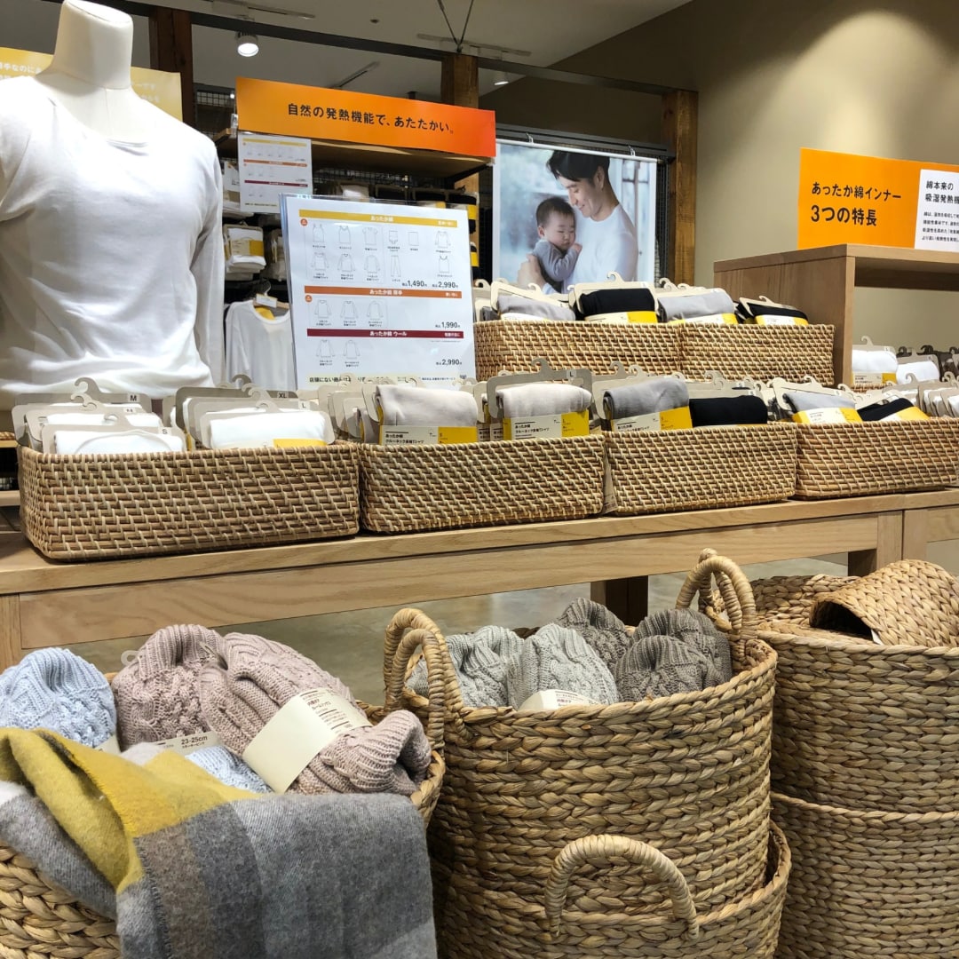 046843_20251020_01_09