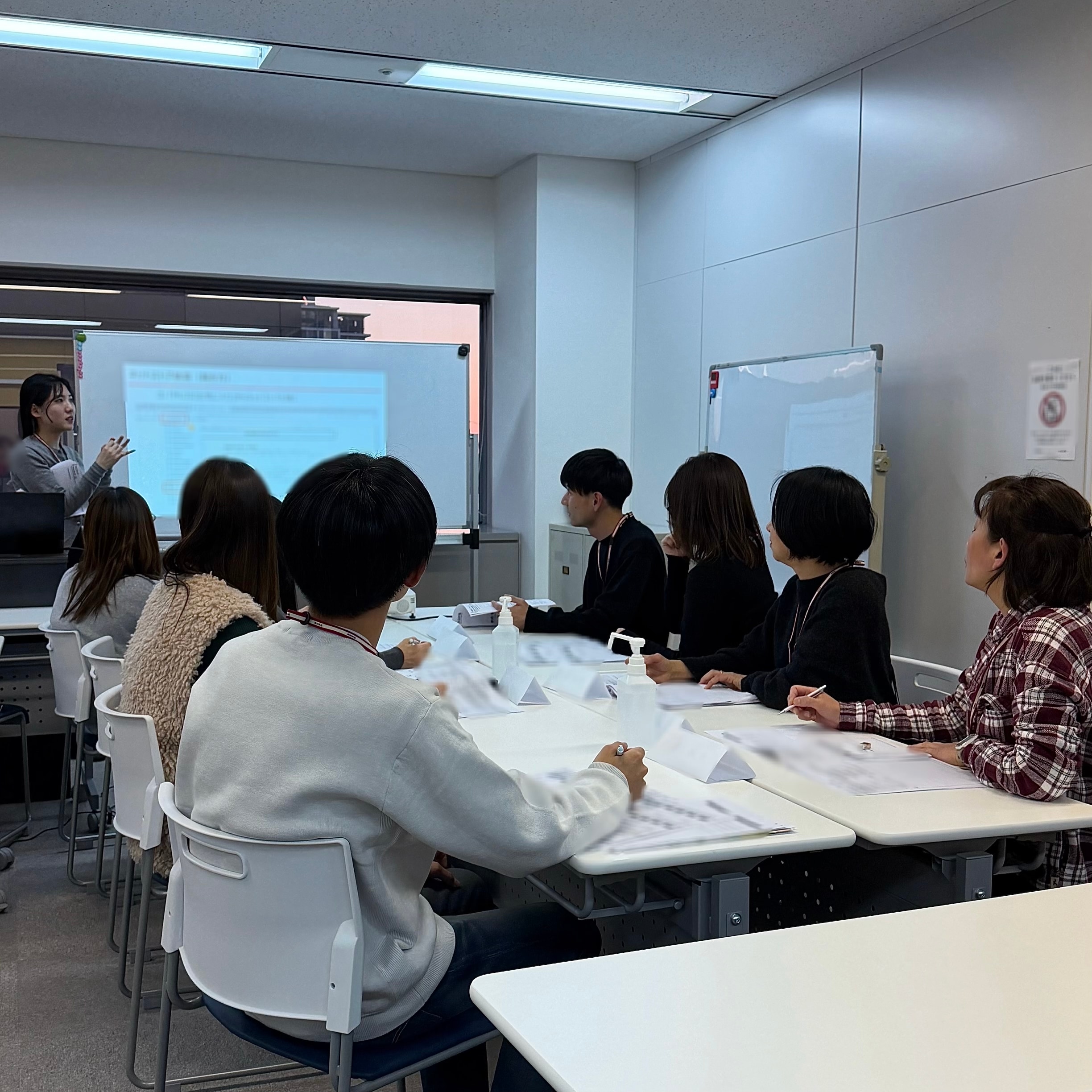 教えている写真2