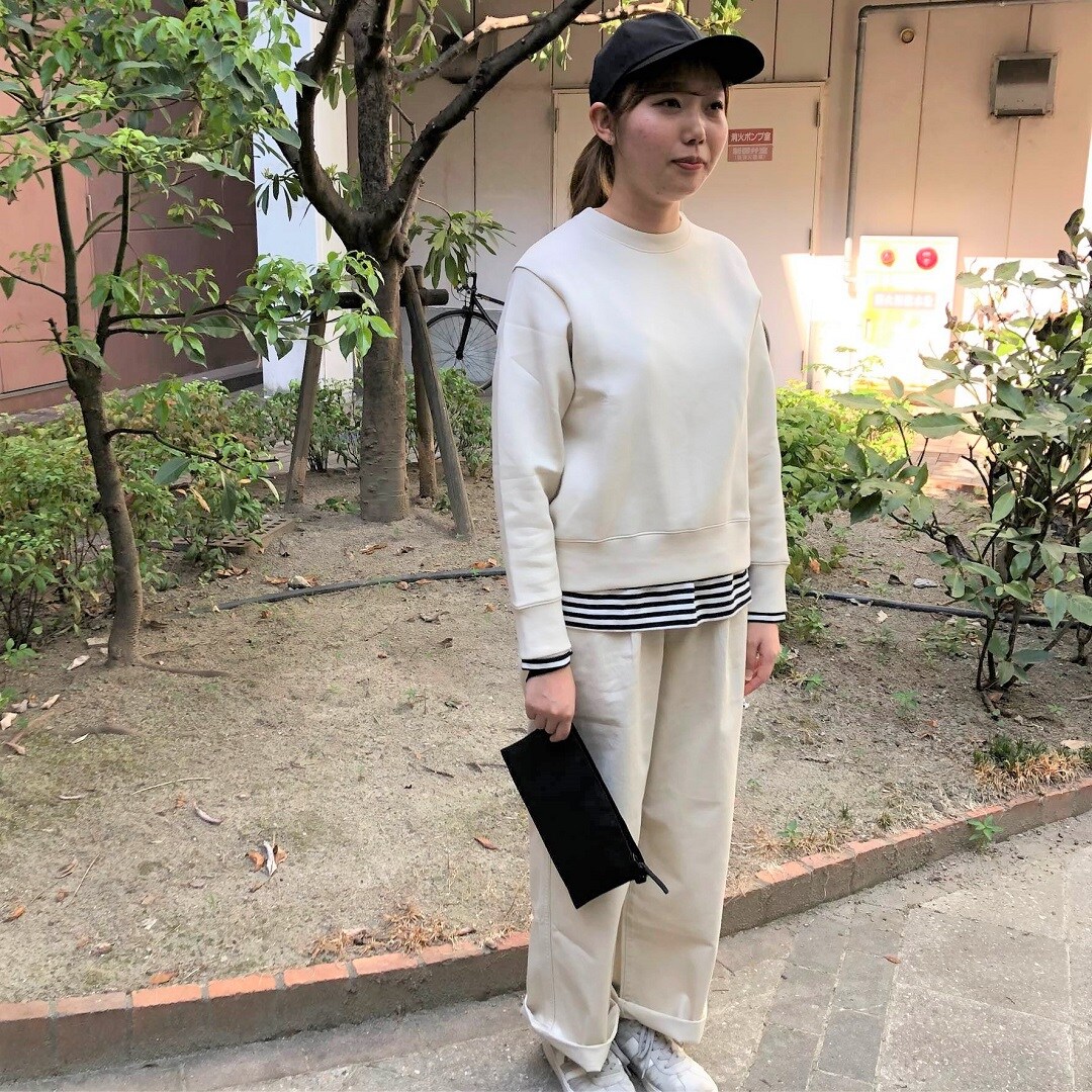 １
