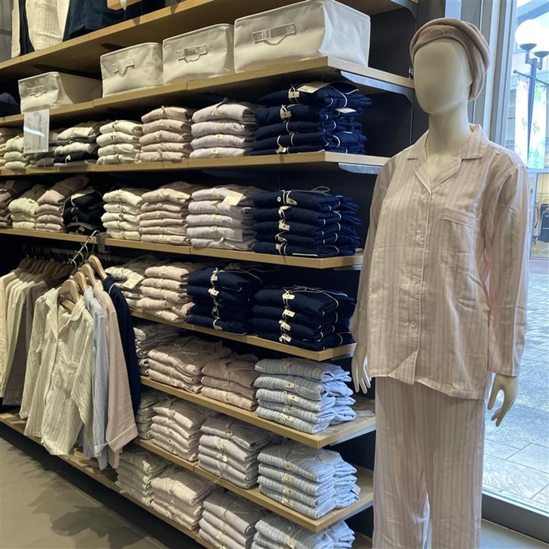 【宇都宮インターパークビレッジ】脇に縫い目のない二重ガーゼ長袖パジャマ