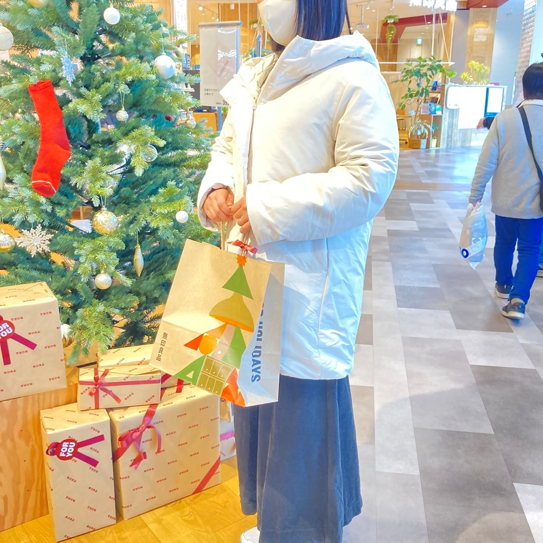 ダウンミドルコート