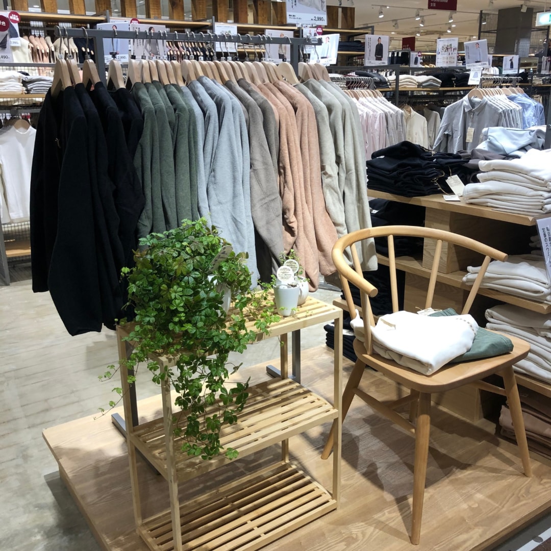 046843_20251020_01_06