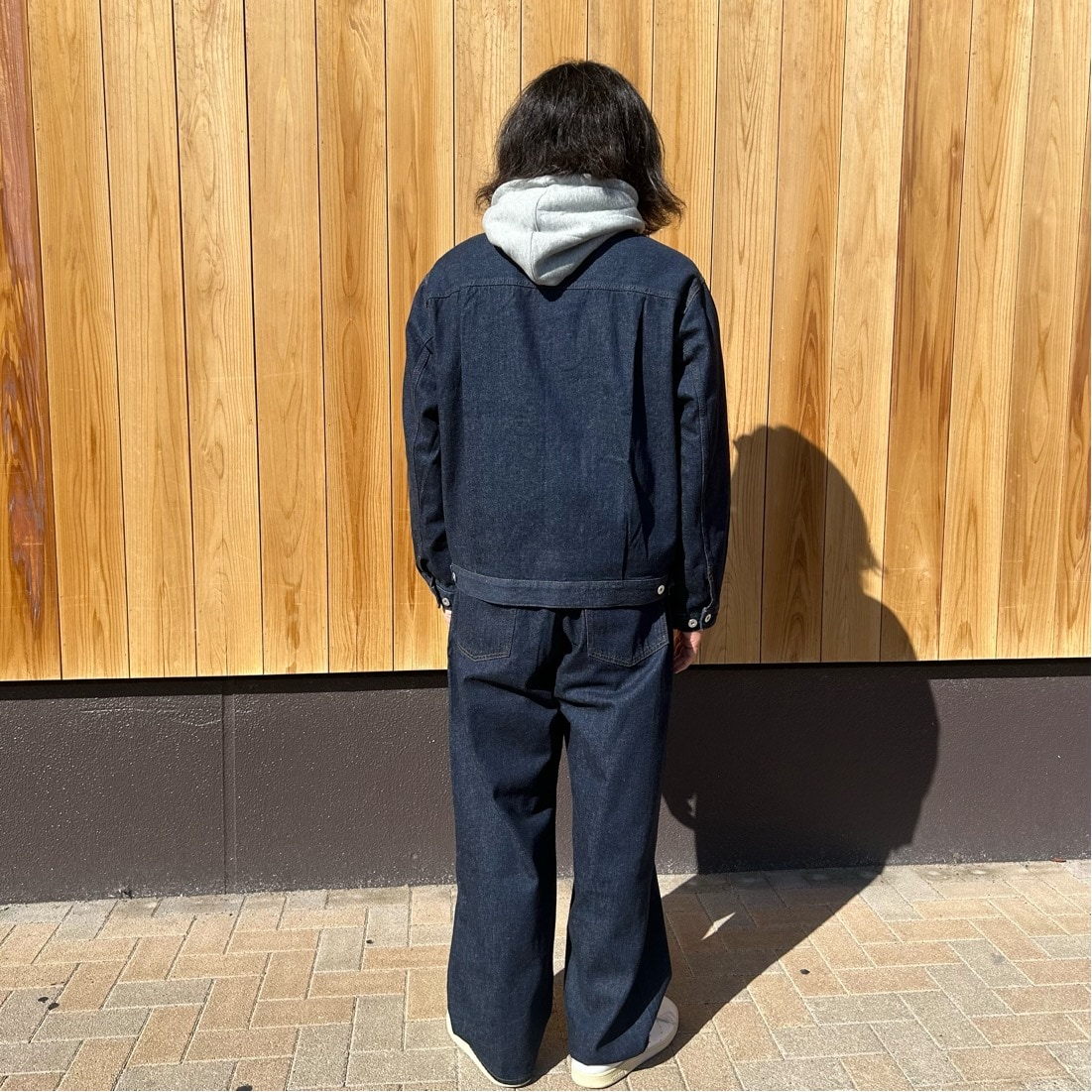 _Y3E8WK