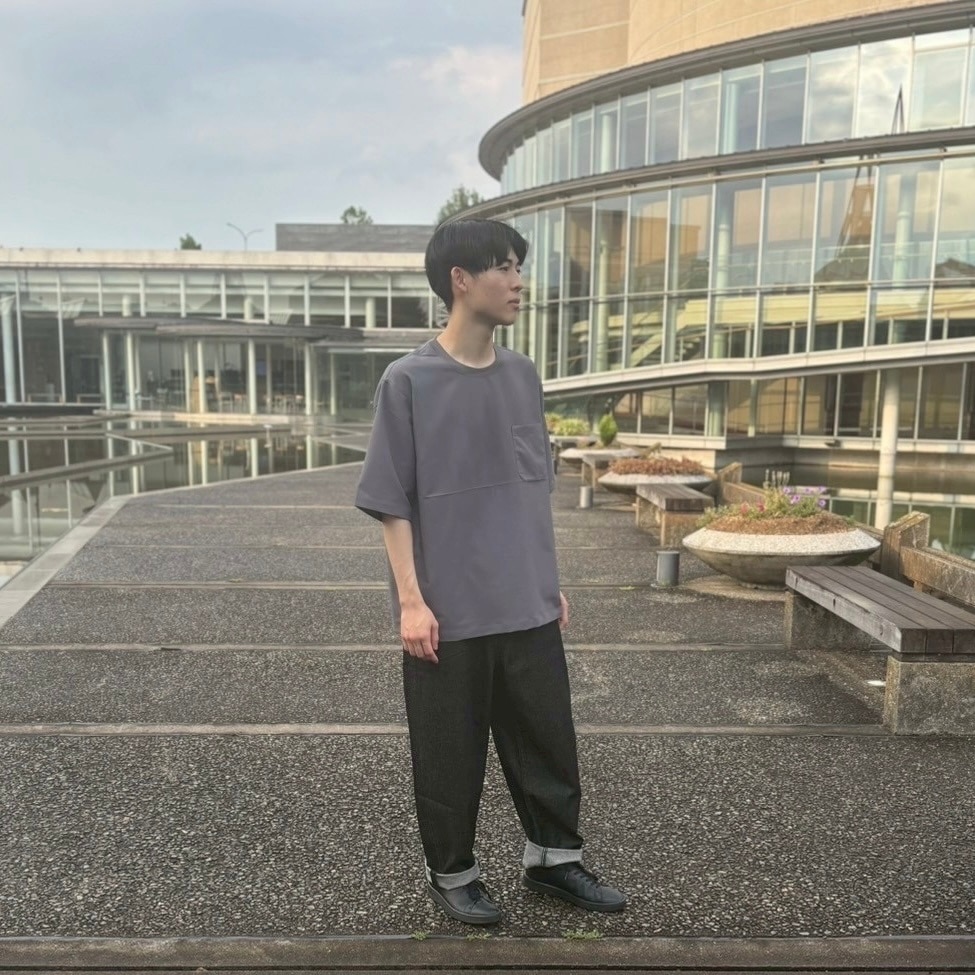 五分袖布帛Tシャツ　ミディアムグレーの写真