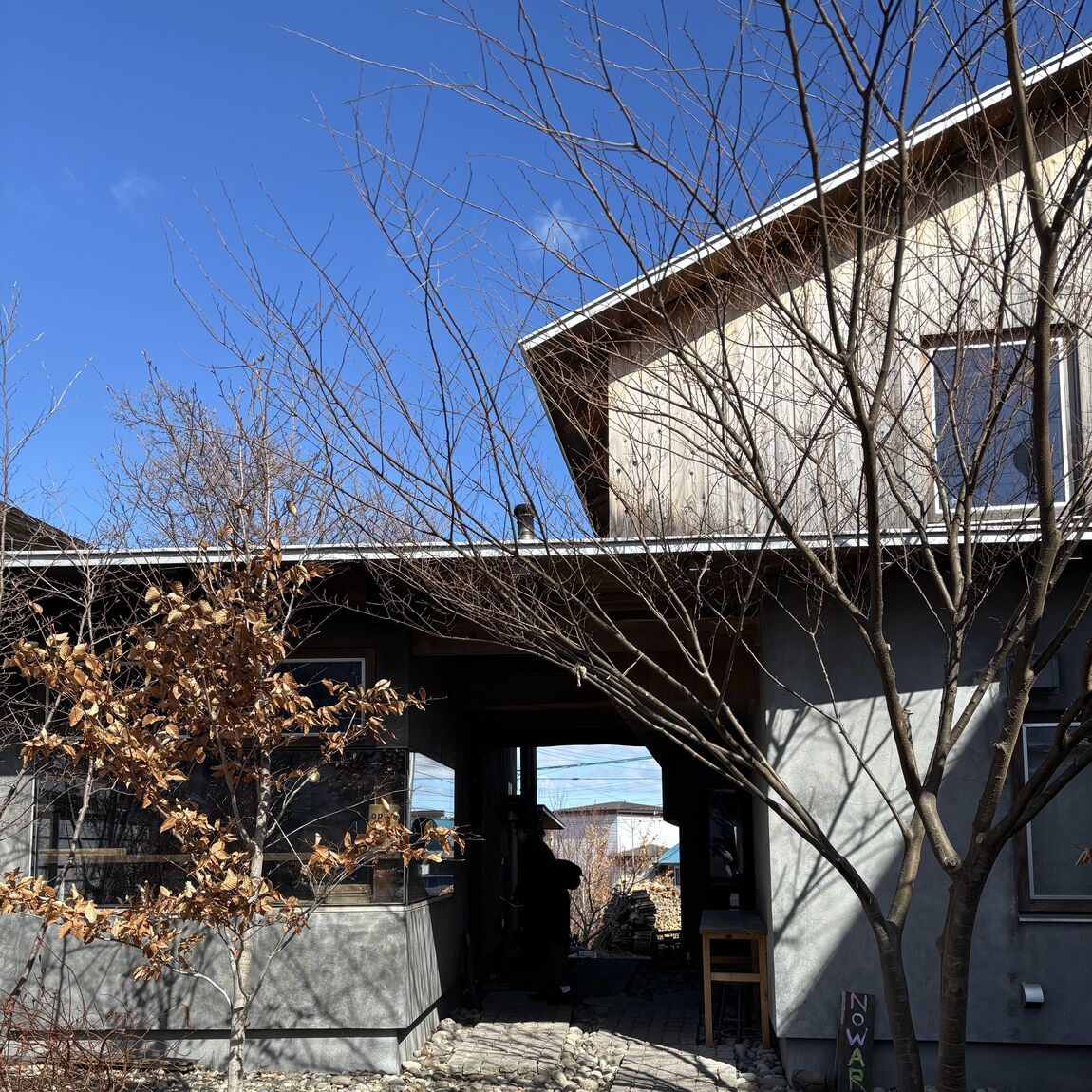 【シエスタハコダテ】4月25日(土)出店「tombolo」