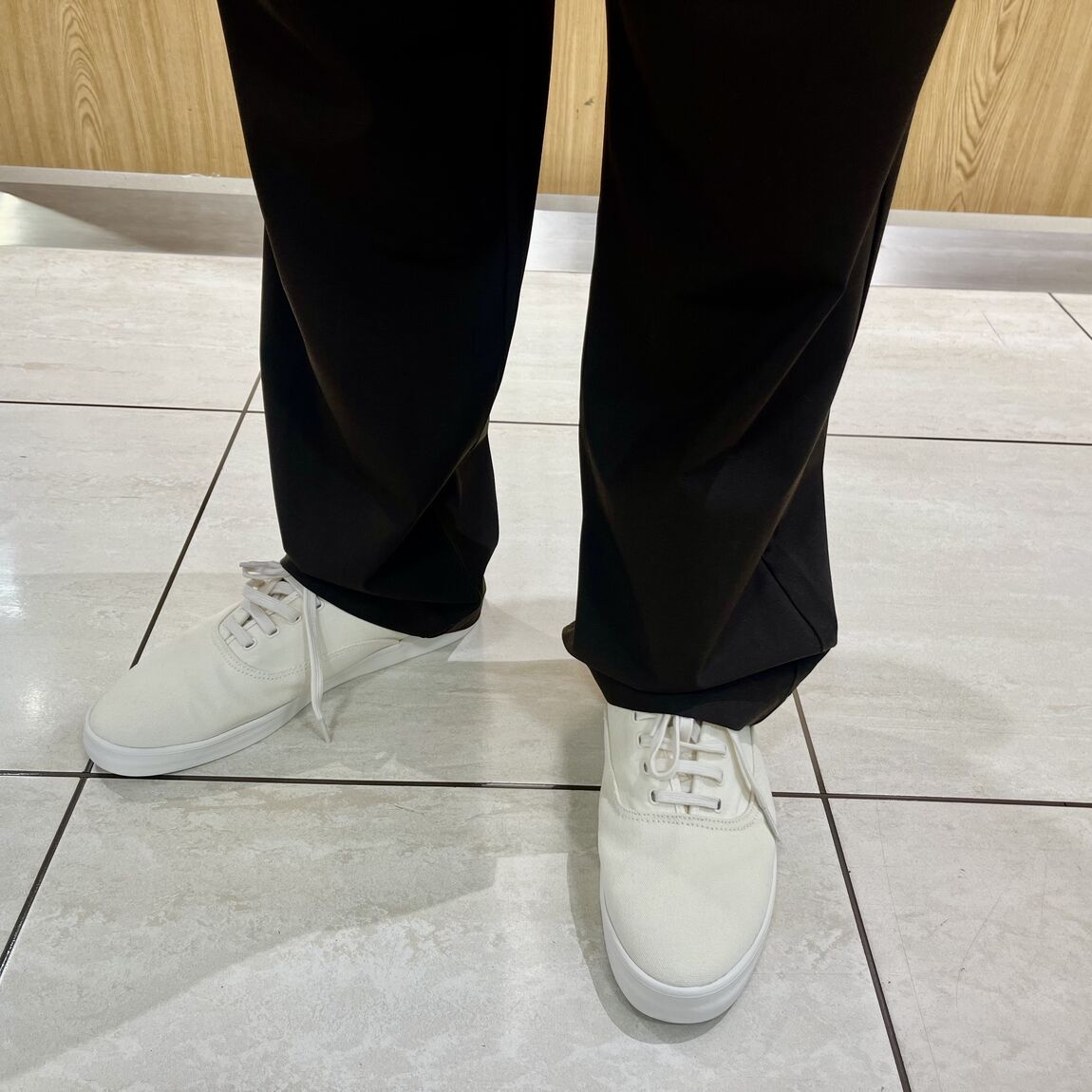 紳士　パンツアップ