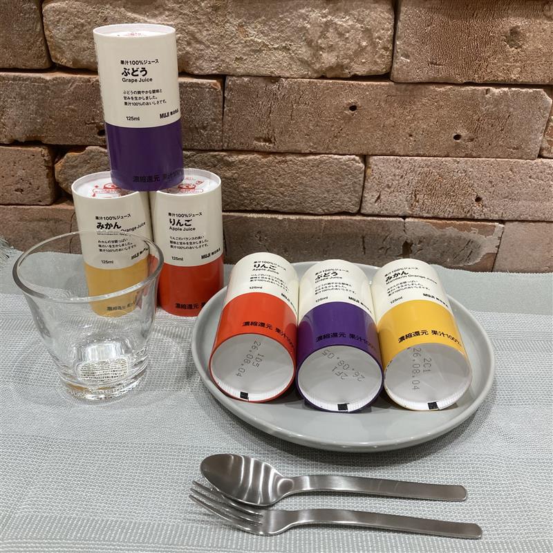 果汁100％ジュース各種の写真