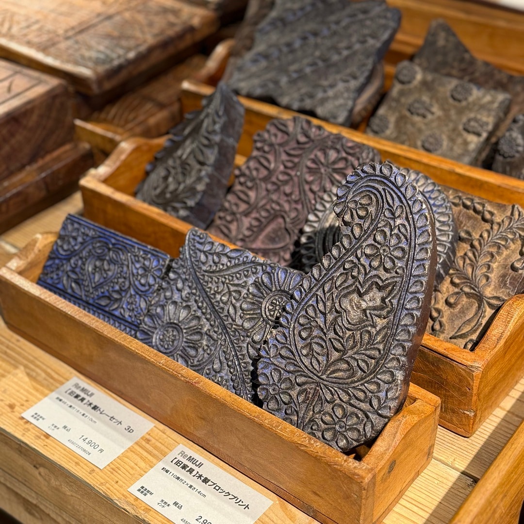 インドの古家具