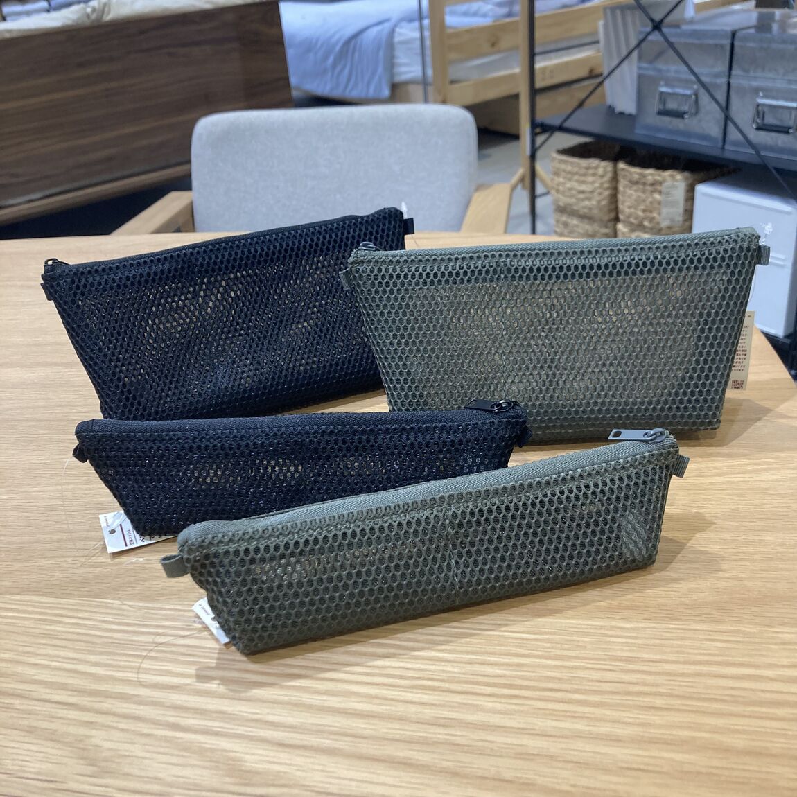 【アリオ倉敷】スタッフのおすすめ｜立体メッシュ　ペンケース_HglXw6
