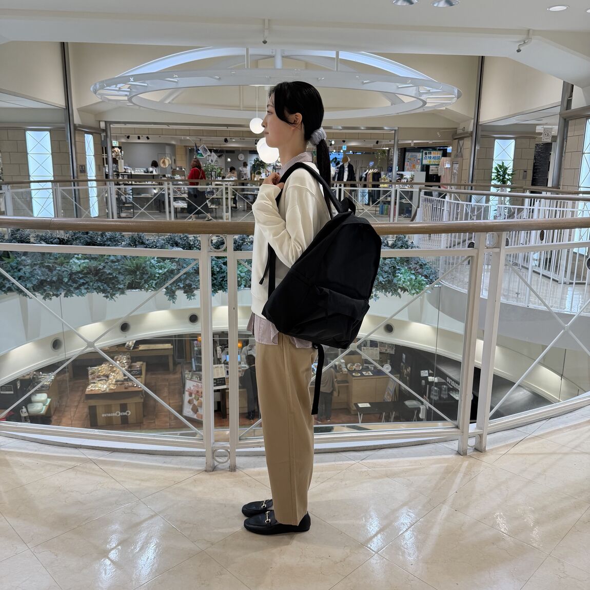 横