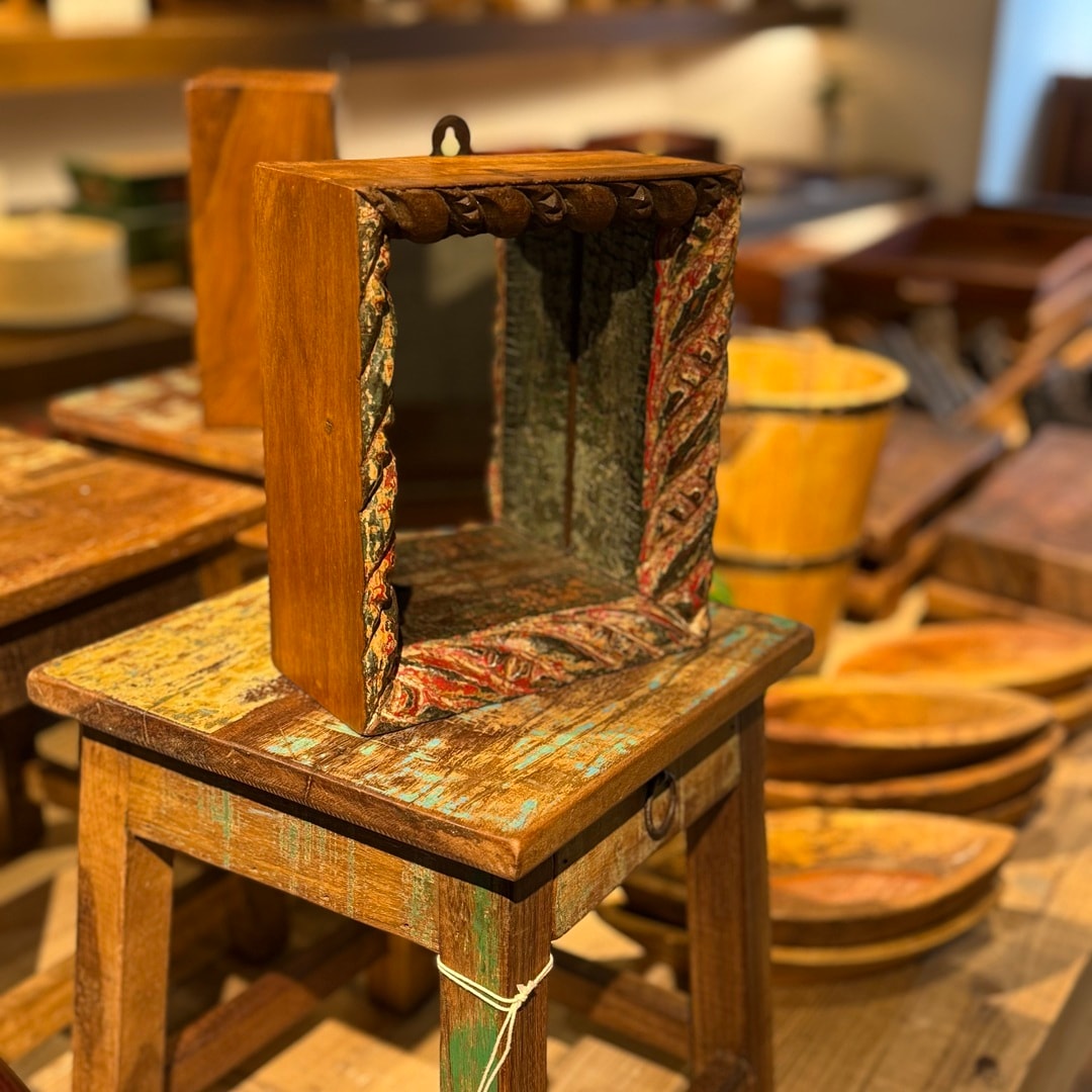 インドの古家具
