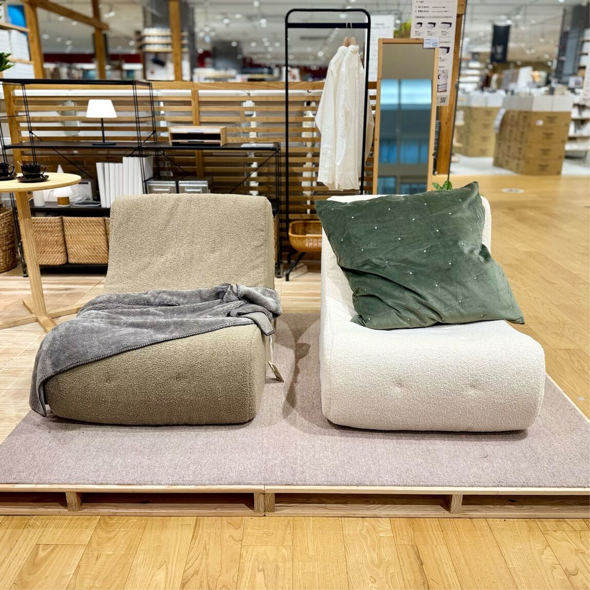 【イオンモール広島府中】ゆったり、自分だけのくつろぎ時間を。_Zpolk8