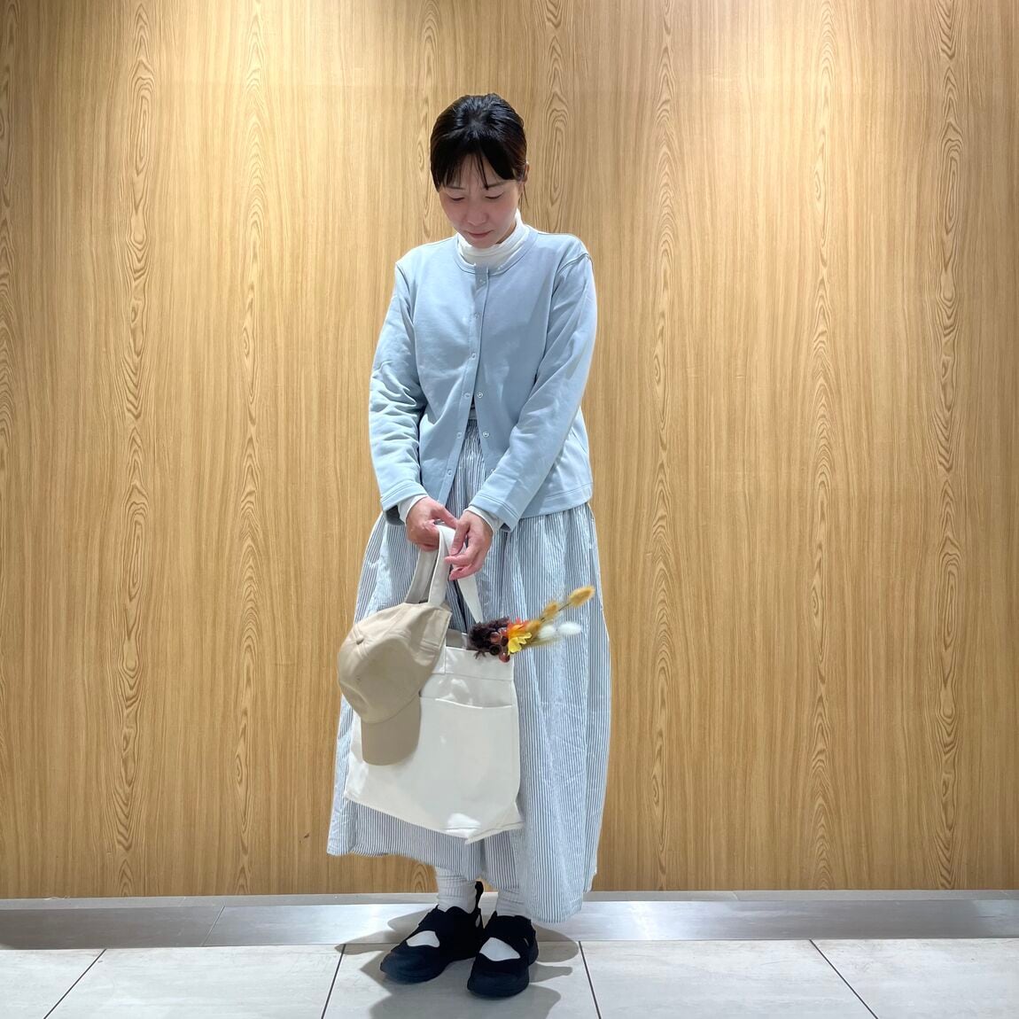 婦人　全身ショット