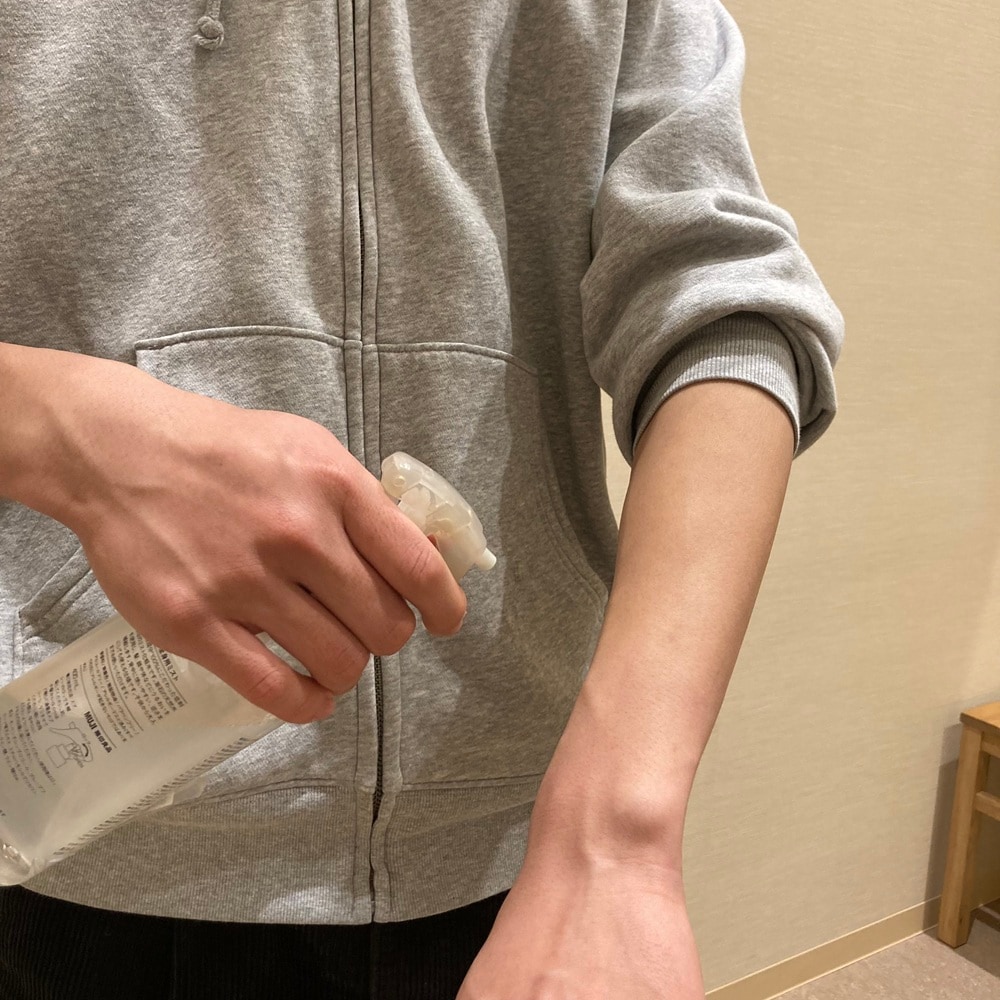 046765_2600318_01_02