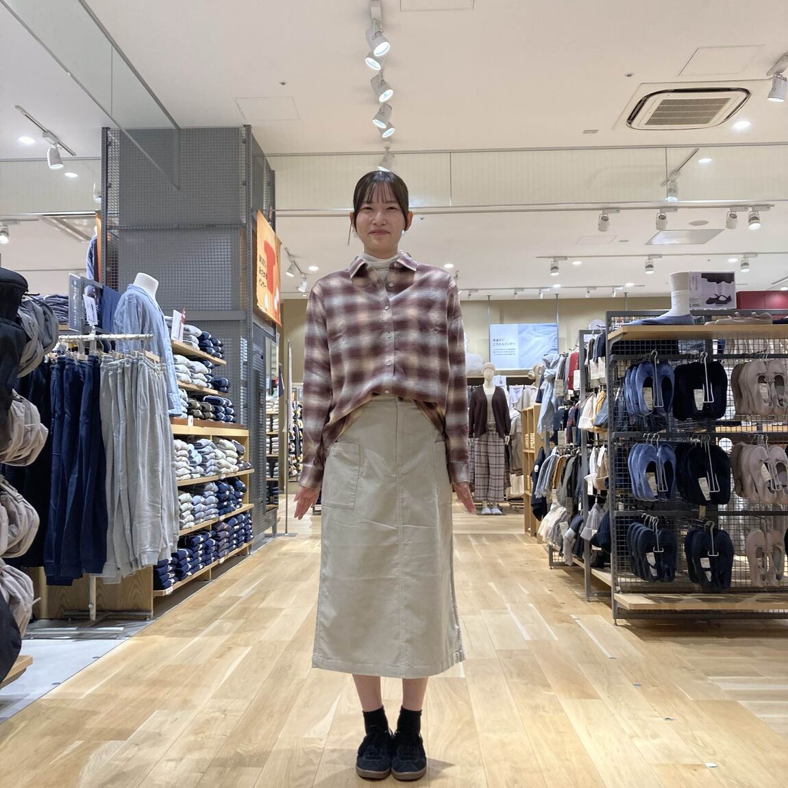 【MOMOテラス】これからの季節に、フランネルシャツのご紹介_hld7Lx