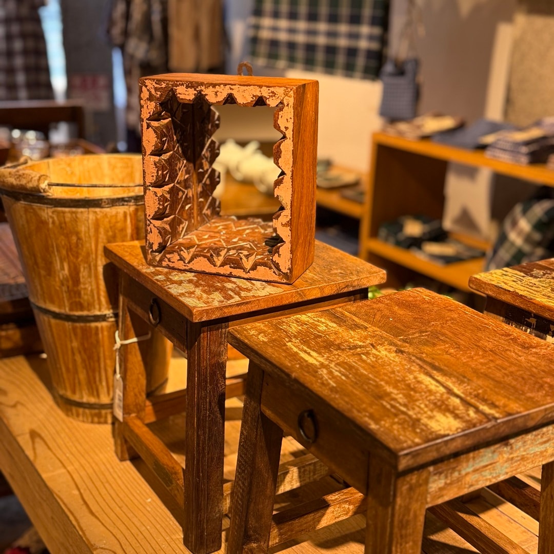 インドの古家具