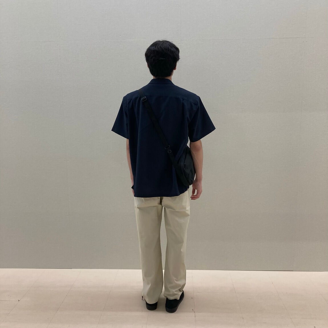 後ろ姿