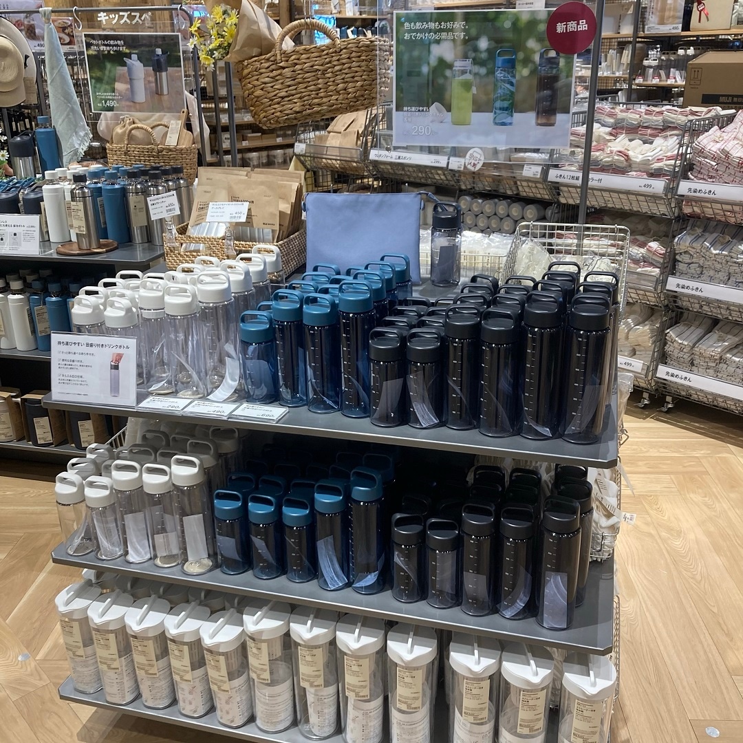 ドリンクボトル売場