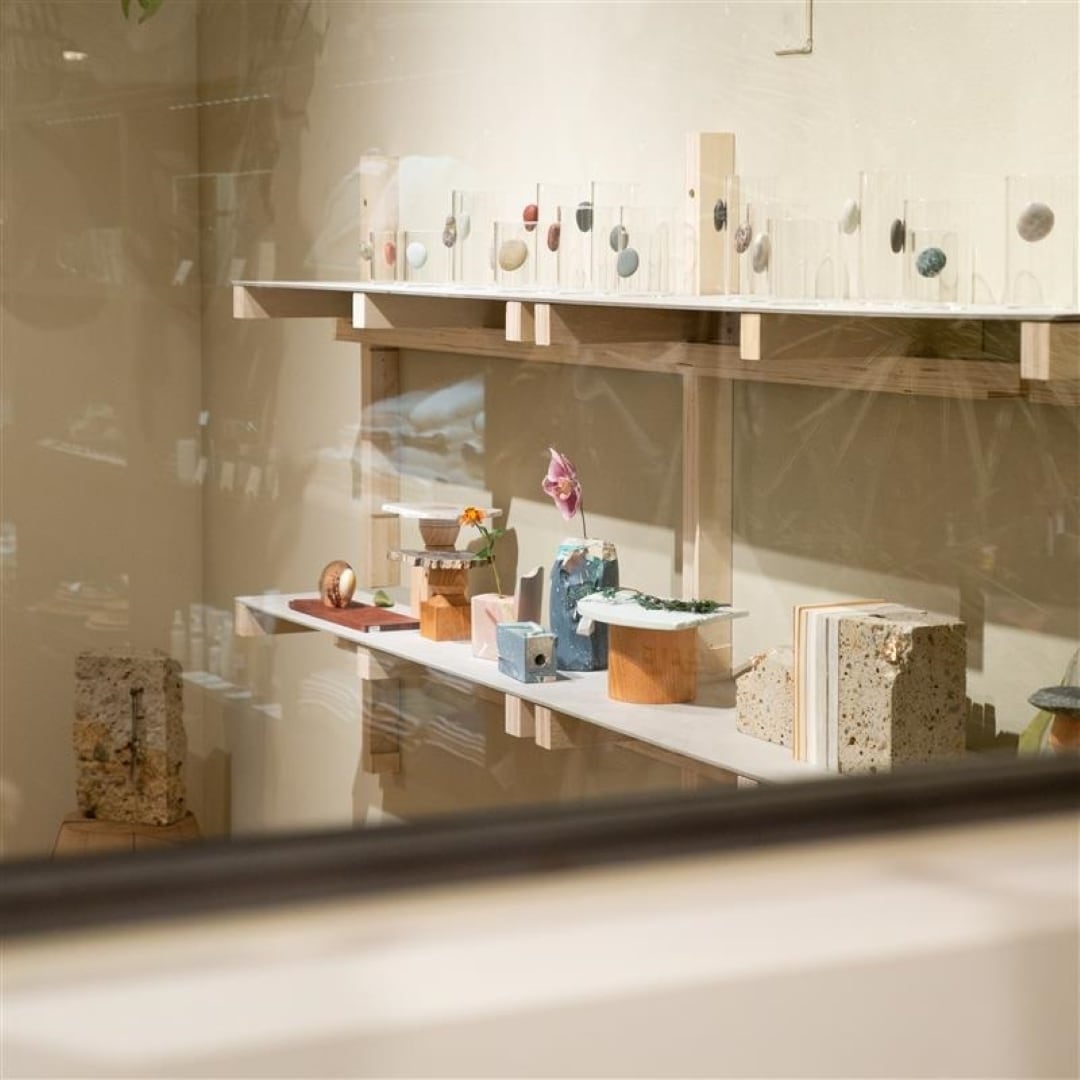 外山翔個展開催中です