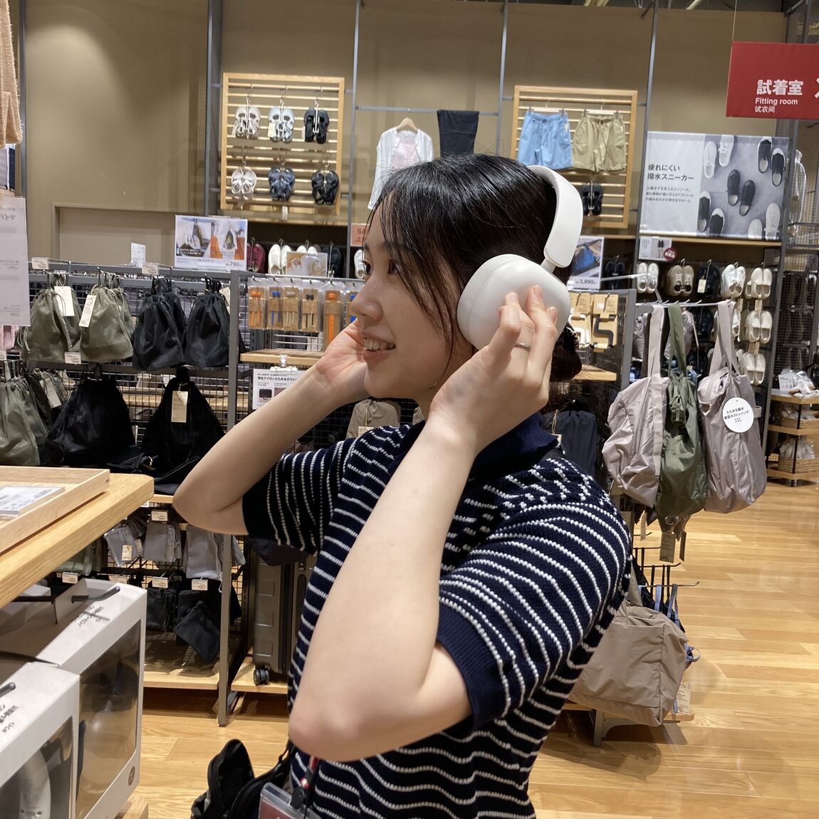 【いとく男鹿】　新商品Ⅰワイヤレスヘッドホン_Q63vGo