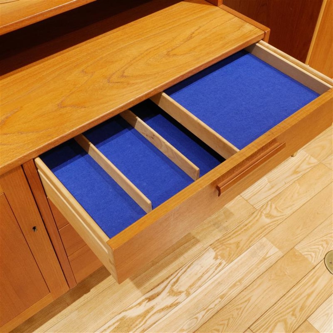 ヴィンテージブックシェルフ