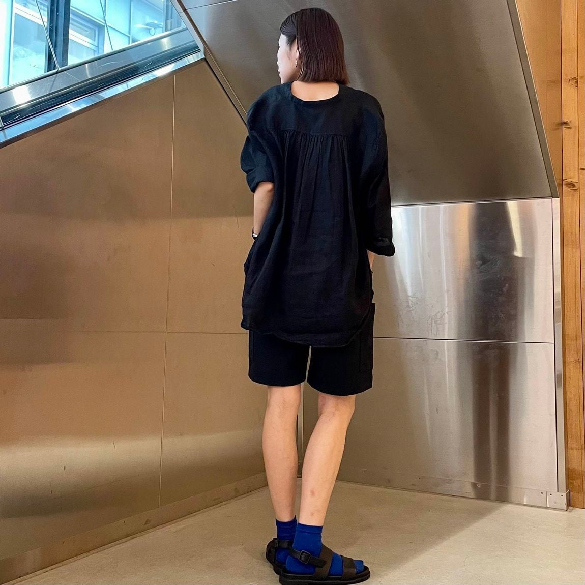 ２
