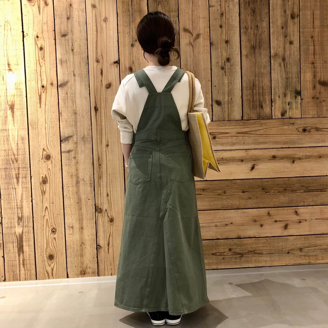 後ろ姿