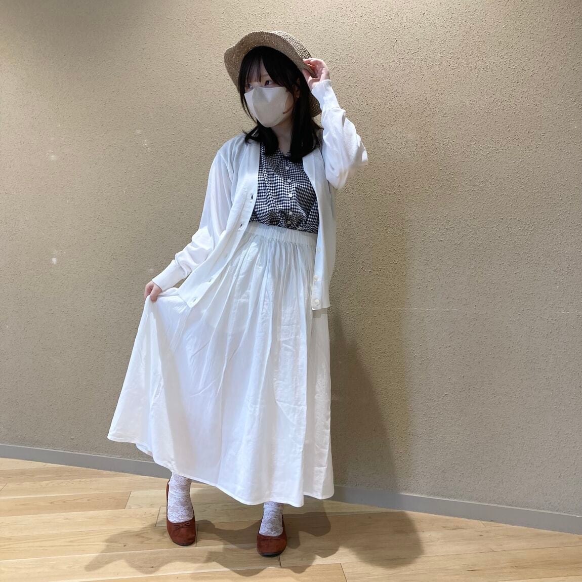 １