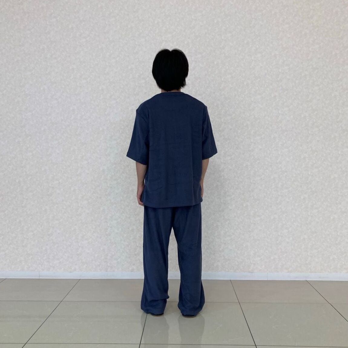 背面