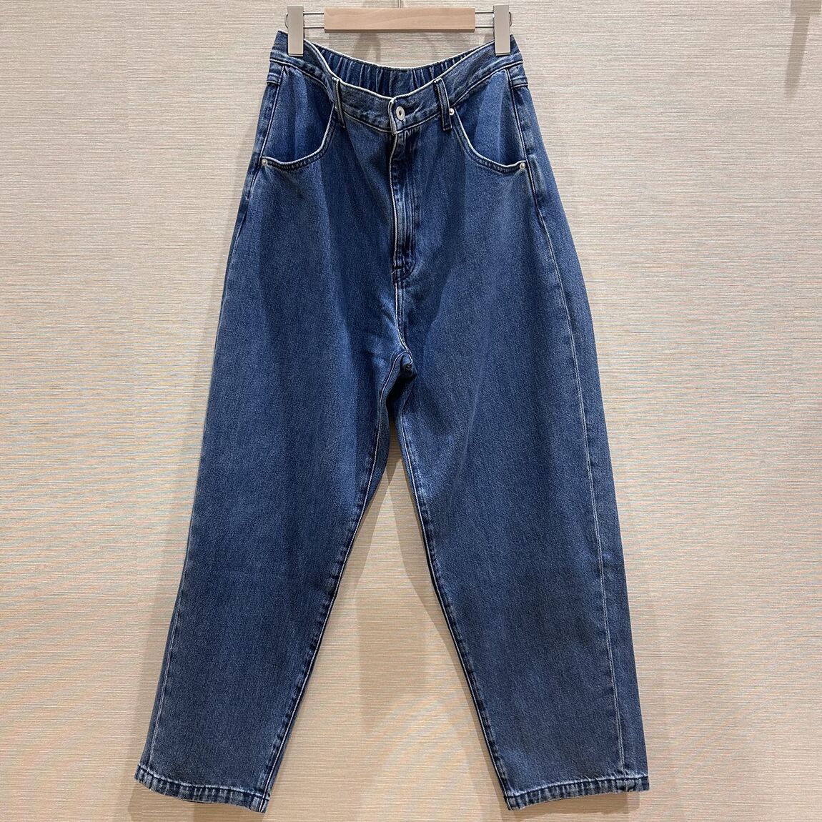 バレルパンツ