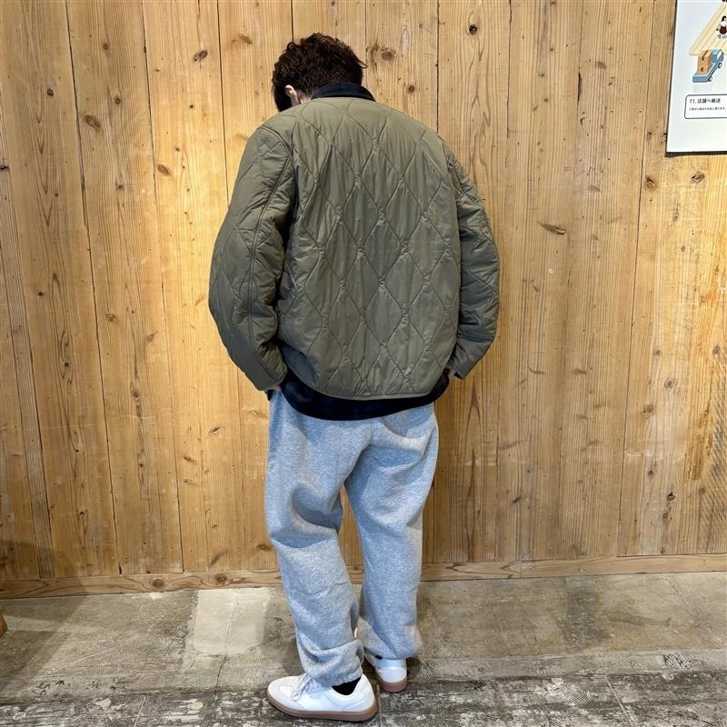 ４