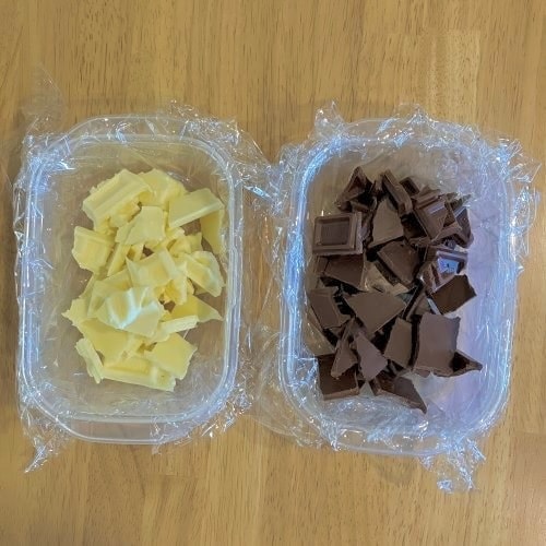 チョコ