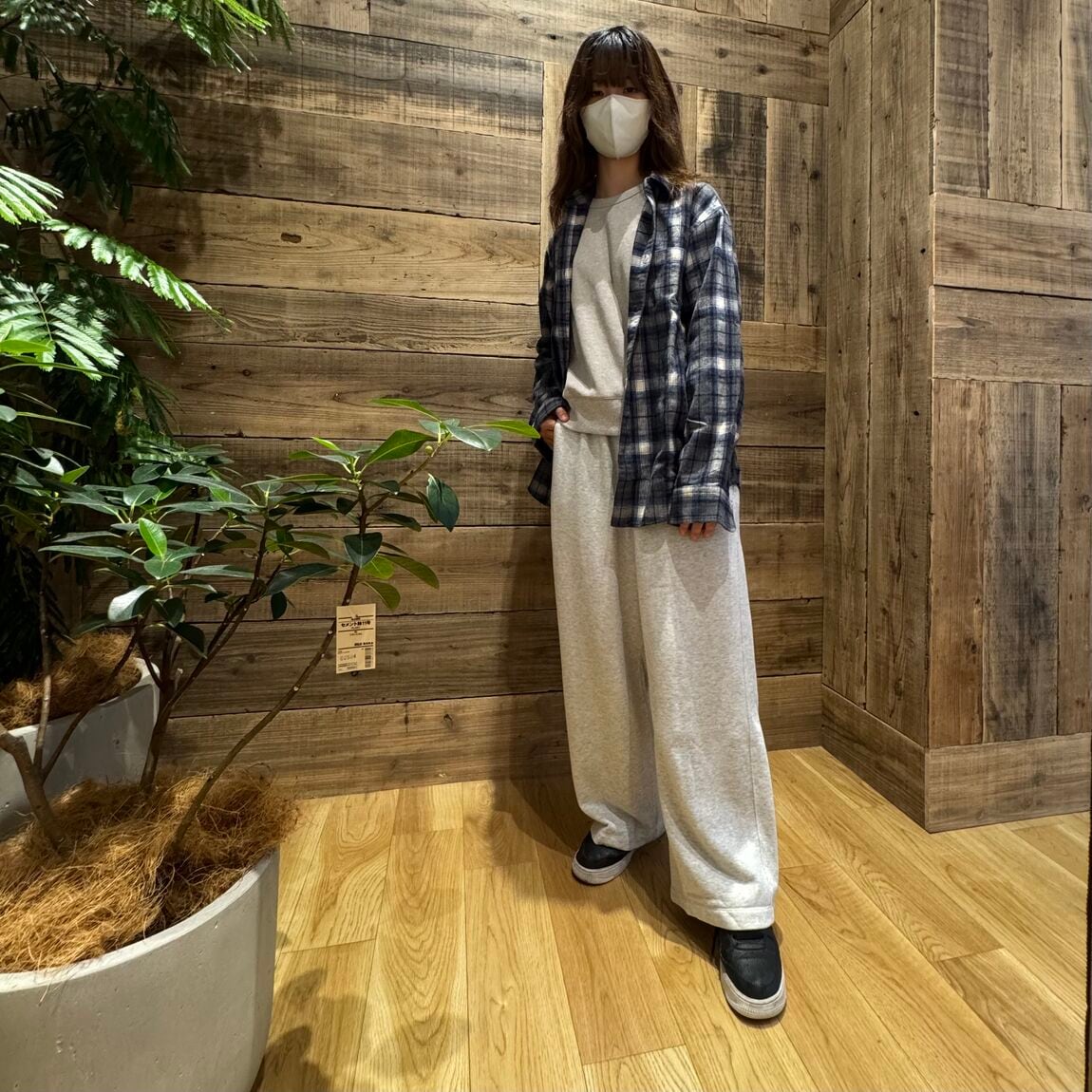 フランネルシャツ　全身　正面