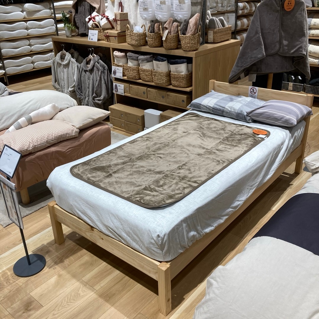 ホットシート　ベッド　展示