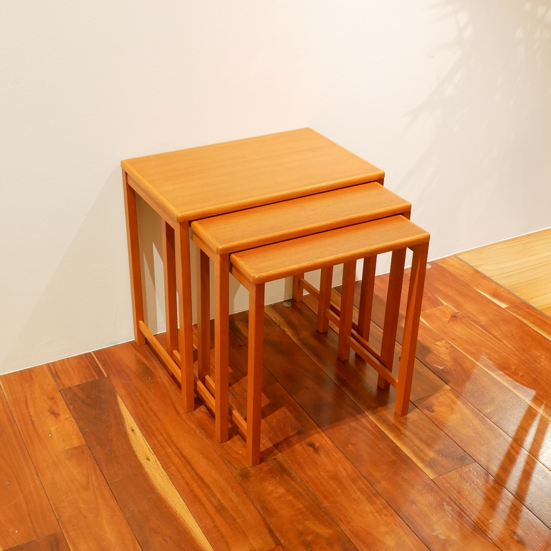 ヴィンテージネストテーブル