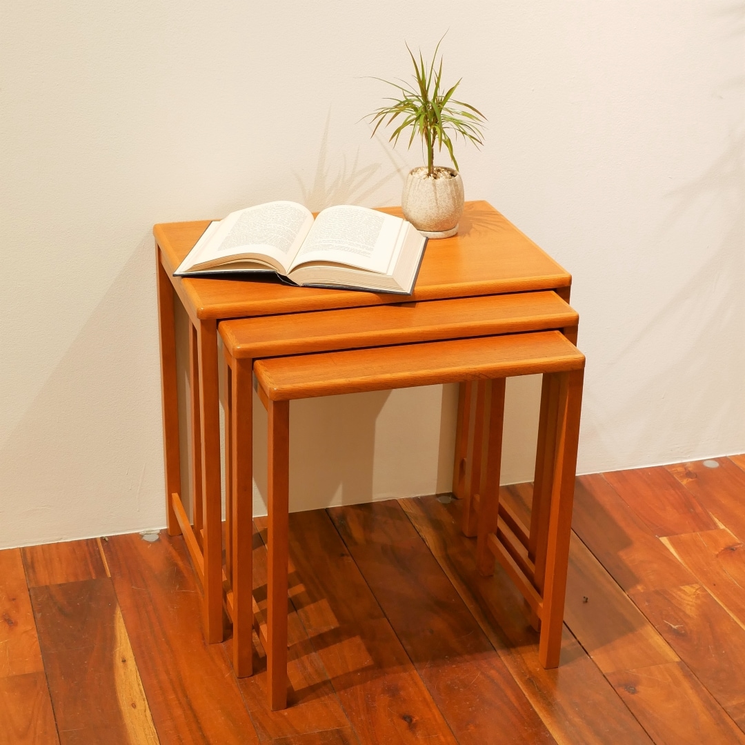 ヴィンテージネストテーブル