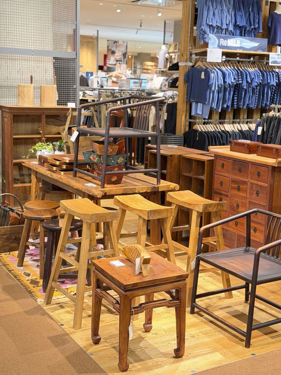 【阪急西宮ガーデンズ】日本の古家具が入荷しました。_KtCk7L