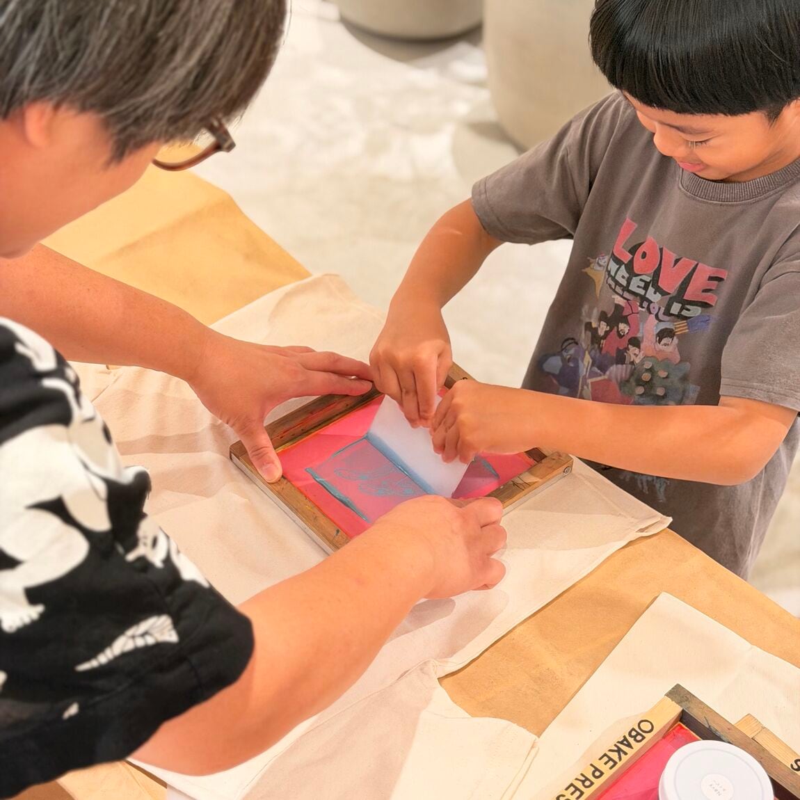 【阪急西宮ガーデンズ】アートに出会う、秋。イベントレポート ― みる、えがく、つくる。―_r8eljk